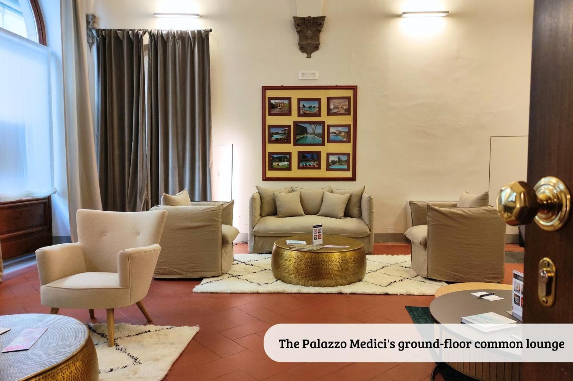 Tiepolo Romantic Penthouse In The Oltrarno Florencia